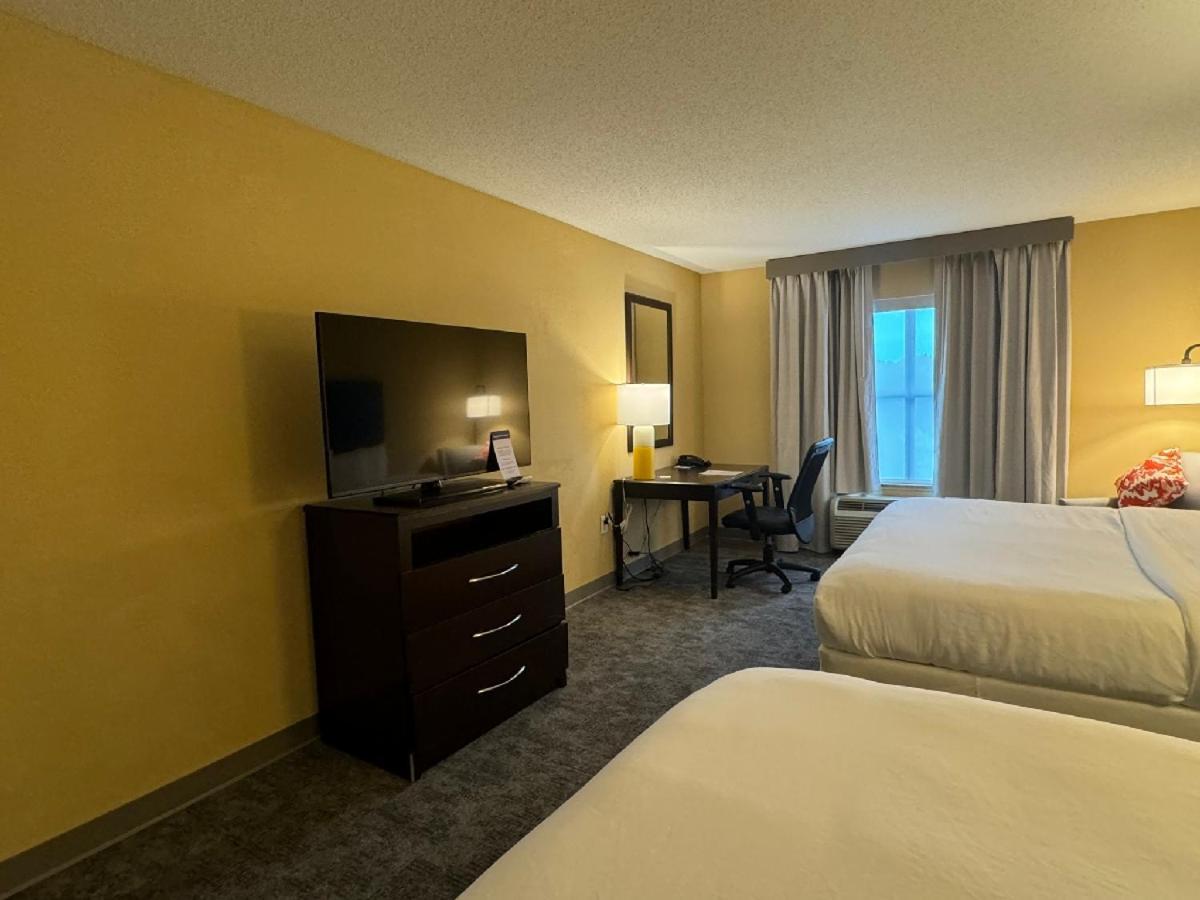 Comfort Inn & Suites Lexington Park Dış mekan fotoğraf